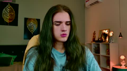 harvey_hair online show from November 24, 12:05 pm