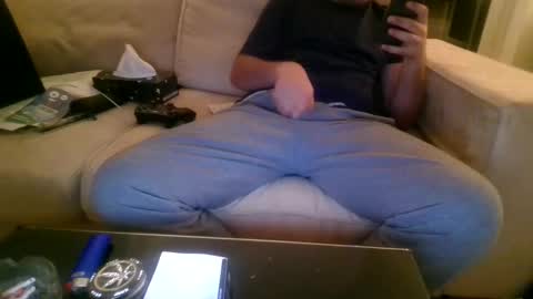 Snapshot of hash420 chatting on January 25, 2:15 am hash420 online show from January 25, 2:15 am