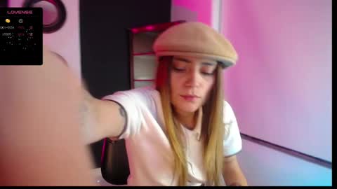 Nicole online show from January 13, 11:38 pm