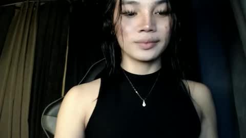 LALA A online show from November 26, 7:42 am