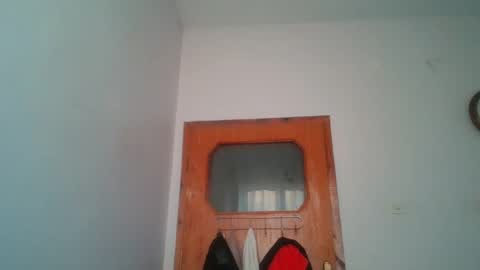 Snapshot of hayal758 chatting on February 25, 3:05 pm hayal758 online show from February 25, 3:05 pm