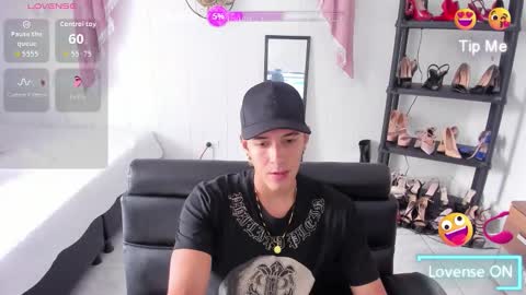 Hayen Boy online show from November 21, 7:12 pm