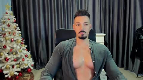 Snapshot of haydenspears chatting on December 14, 7:40 am HaydenSpears online show from December 14, 7:40 am