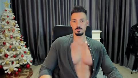 Snapshot of haydenspears chatting on December 14, 10:45 am HaydenSpears online show from December 14, 10:45 am