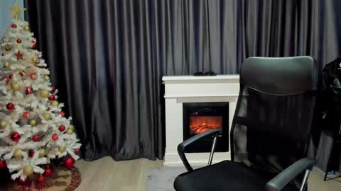 Snapshot of haydenspears chatting on December 15, 10:50 am HaydenSpears online show from December 15, 10:50 am