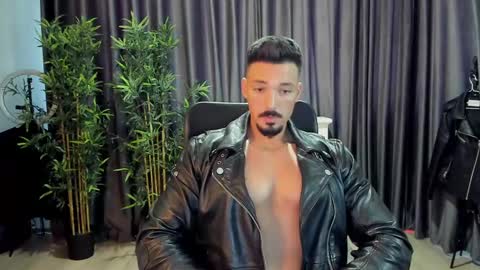 Snapshot of haydenspears chatting on February 9, 11:14 am HaydenSpears online show from February 9, 11:14 am