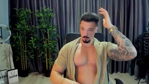 Snapshot of haydenspears chatting on November 1, 7:43 am HaydenSpears online show from November 1, 7:43 am