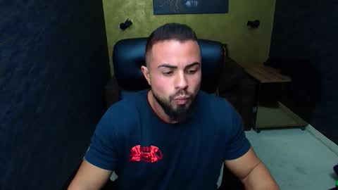 HayesWood online show from October 19, 4:13 am