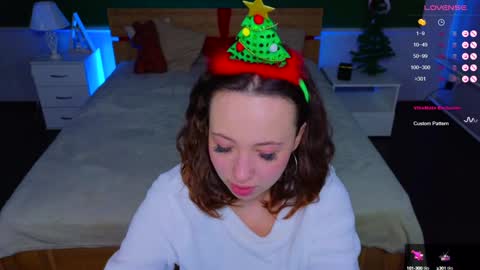 Hayle online show from December 24, 5:05 am