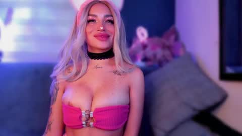 Marie online show from February 6, 8:18 am