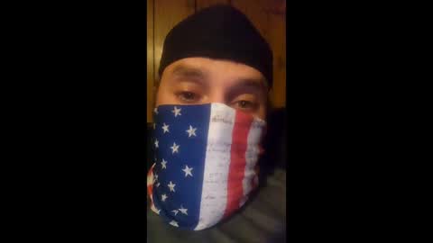 Snapshot of hazel198812 chatting on December 15, 3:33 am hazel198812 online show from December 15, 3:33 am