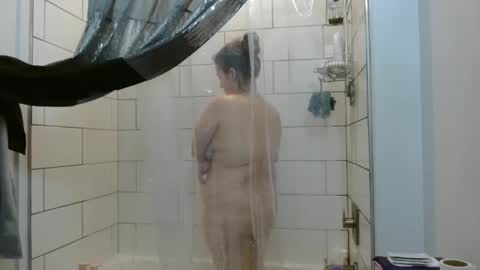 Snapshot of hazel_skye chatting on December 28, 7:54 pm Hazel online show from December 28, 7:54 pm