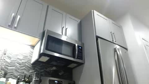 Snapshot of hazel_skye chatting on January 1, 11:40 pm Hazel online show from January 1, 11:40 pm