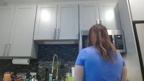 Snapshot of hazel_skye chatting on February 7, 4:56 pm Hazel online show from February 7, 4:56 pm