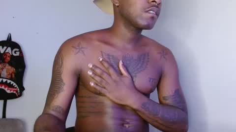 Snapshot of hazlan_420 chatting on November 29, 12:30 pm hazlan_420 online show from November 29, 12:30 pm