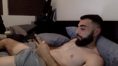 Snapshot of hbabian chatting on October 30, 7:21 am hbabian online show from October 30, 7:21 am