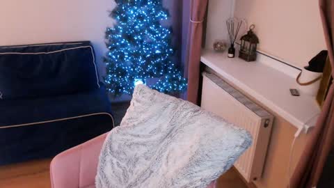 Heaven girl online show from December 9, 6:35 pm