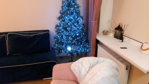 Heaven girl online show from December 11, 7:57 pm