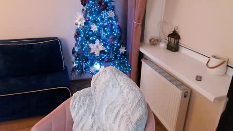 Heaven girl online show from December 15, 10:37 pm