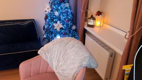 Heaven girl online show from December 17, 10:54 pm