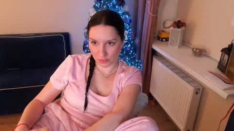 Heaven girl online show from January 11, 11:24 pm