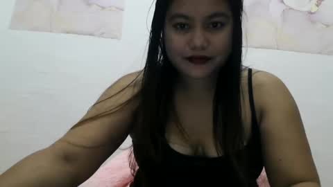 heavenlyeyes69 online show from December 17, 1:07 am