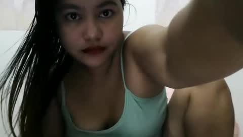 heavenlyeyes69 online show from January 3, 7:29 pm