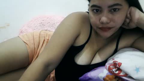 heavenlyeyes69 online show from January 17, 8:11 pm