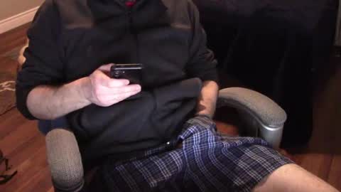 Snapshot of heavilyhung chatting on February 14, 4:26 am John online show from February 14, 4:26 am