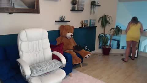 Snapshot of hebelongs2her chatting on October 28, 7:05 pm hebelongs2her online show from October 28, 7:05 pm