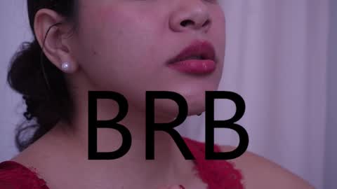 Snapshot of hecate333 chatting on February 23, 12:37 pm hecate333 online show from February 23, 12:37 pm