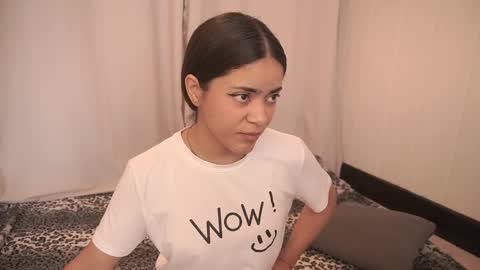 Snapshot of hecate333 chatting on October 16, 9:10 am hecate333 online show from October 16, 9:10 am