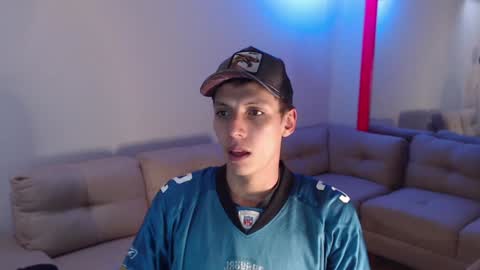 hefesto_69 online show from December 14, 10:18 pm