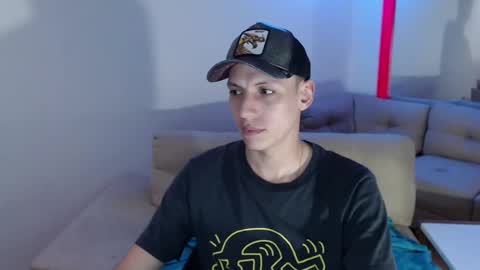 hefesto_69 online show from March 5, 10:43 pm