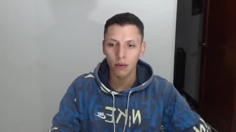 hefesto_69 online show from November 4, 3:49 am