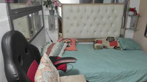 heiker_ online show from September 21, 12:56 am