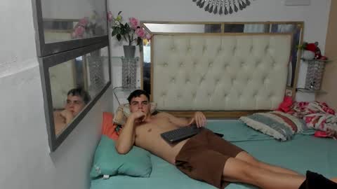 heiker_ online show from October 30, 3:19 am