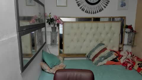 heiker_ online show from November 3, 2:35 am