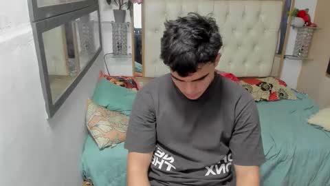 heiker_ online show from November 9, 1:48 am