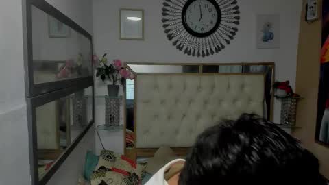 heiker_ online show from November 24, 3:06 am