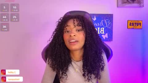 Snapshot of heily_fox chatting on February 7, 7:50 am HEILY online show from February 7, 7:50 am