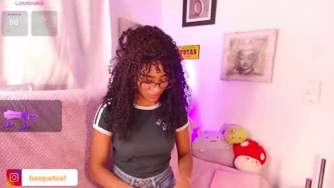 Snapshot of heily_fox chatting on March 10, 8:04 am HEILY online show from March 10, 8:04 am