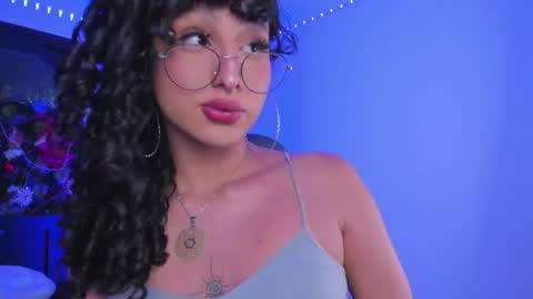 Heka Prudence online show from December 24, 5:27 am