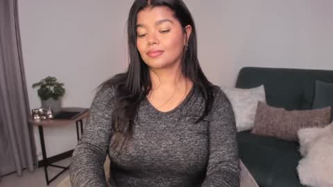 helen_miller online show from December 4, 3:48 am