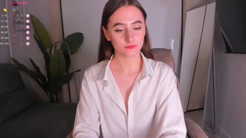 Snapshot of helena_lorente chatting on November 3, 4:08 pm Helen online show from November 3, 4:08 pm