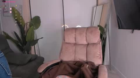 Snapshot of helena_lorente chatting on November 9, 2:59 pm Helen online show from November 9, 2:59 pm