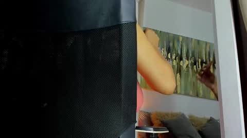 Helena Santos  online show from February 6, 3:31 pm