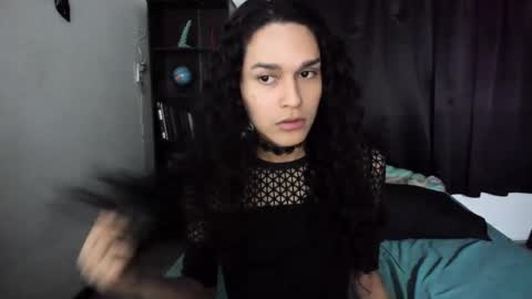 Snapshot of helena_spellman chatting on October 31, 5:30 am helena_spellman online show from October 31, 5:30 am