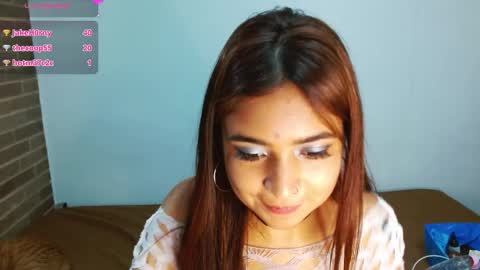 Snapshot of helenacyruss666 chatting on December 19, 12:24 am Only 18 cyrus online show from December 19, 12:24 am