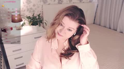 Helena Bonham online show from September 13, 4:45 am